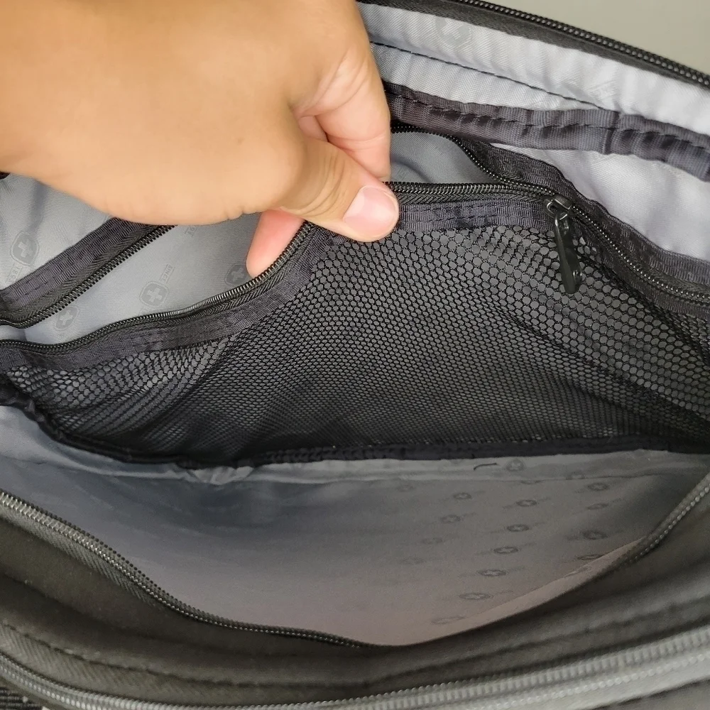 Wegner SwissGear Sherpa Black Laptop Double Slimcase Bag